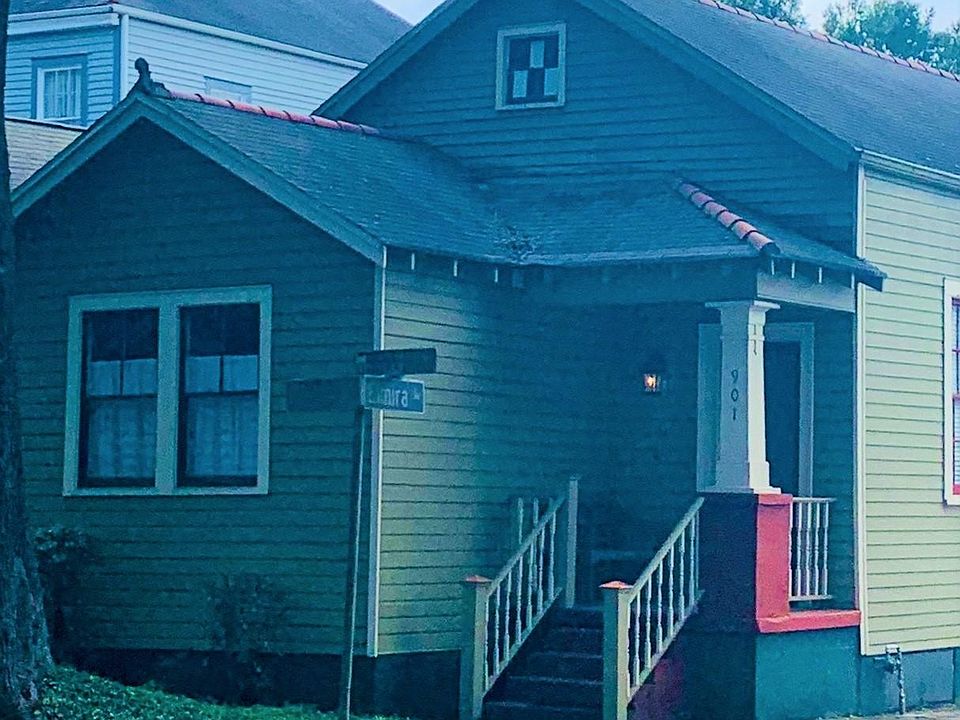 1st image of 901 Opelousas Ave