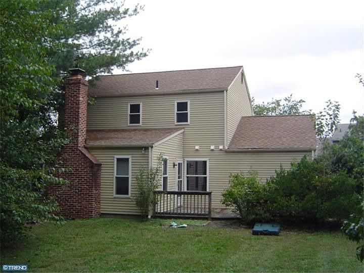 2nd image of 122 Edward Dr