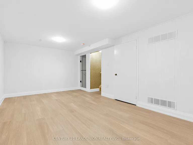 193 McNicoll Ave — Photo 34