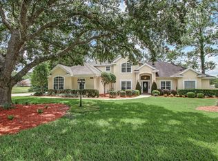 10085 Chester Lake Rd E, Jacksonville, FL 32256