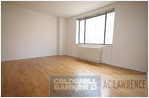1st image of 284 Mott St Frnt 1