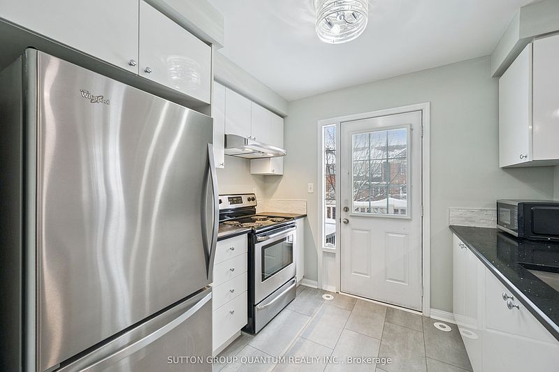 Oakville Townhouse for rent - 2 Bedrooms — photo 10