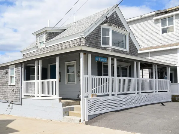 341 Webhannet Drive, Wells, ME 04090