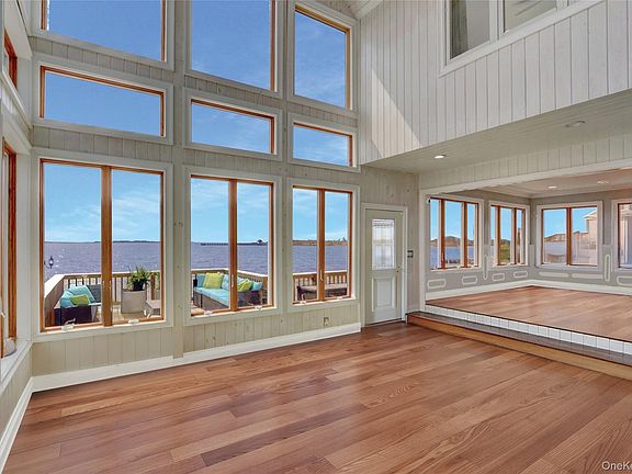3rd image of 505 East Drive
