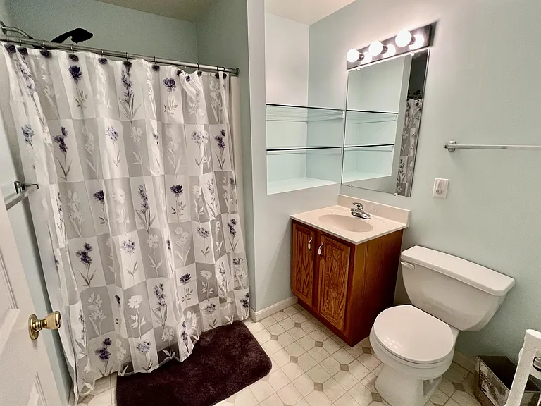 136 Hiddenwood Dr #1 — Photo 9
