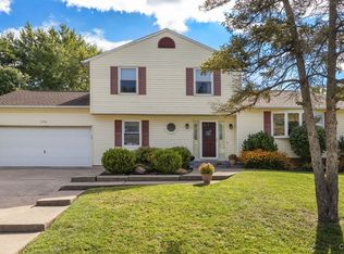 7796 New Hope W, Liverpool, NY 13090