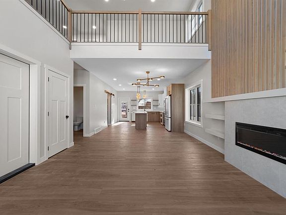 3rd image of 4907 W 53rd St