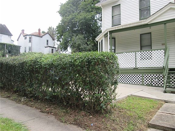 2nd image of 3215 Allendale St