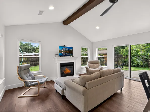 324 Ebner, Boerne, TX 78006