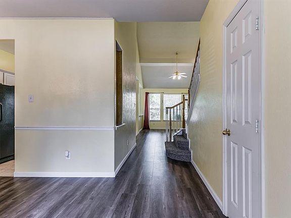 4th image of 1110 Kerri Ct