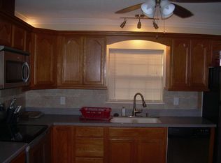 41 Oak Ln, Shalimar, FL 32579