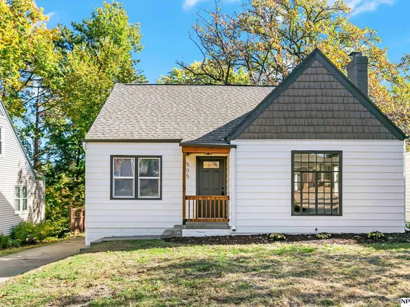 505 S 51st St, Omaha, NE 68106