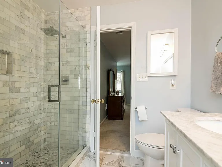20742 Highland Hall Dr — Photo 17