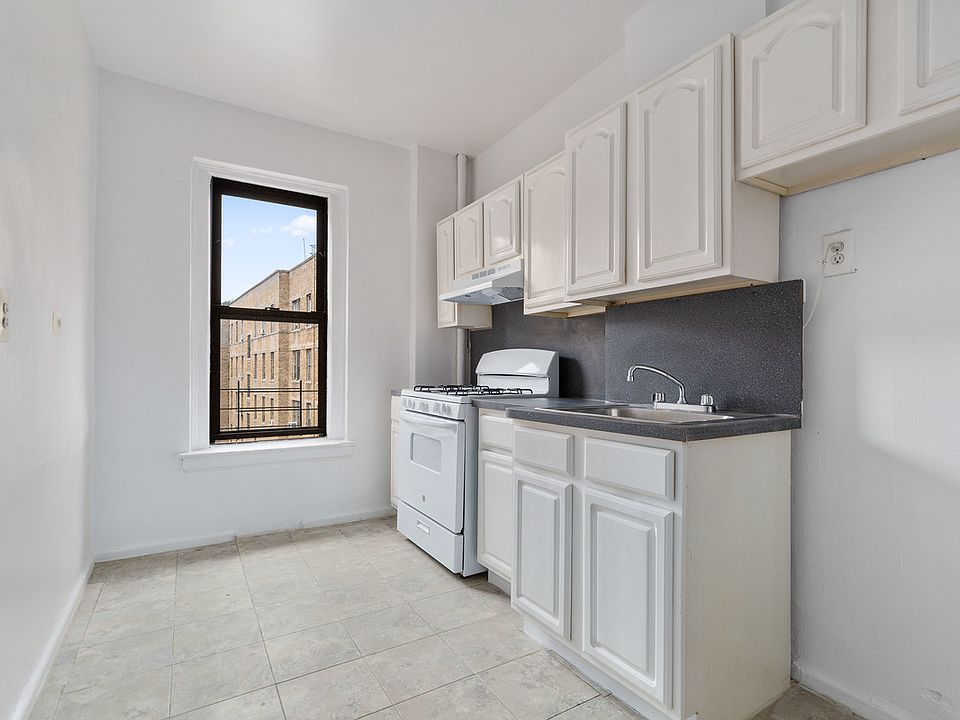 1st image of 15 Seaman Ave APT 4G