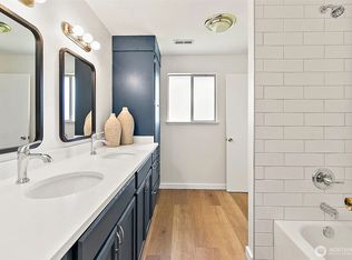 21210 184th Ave SE, Renton, WA 98058