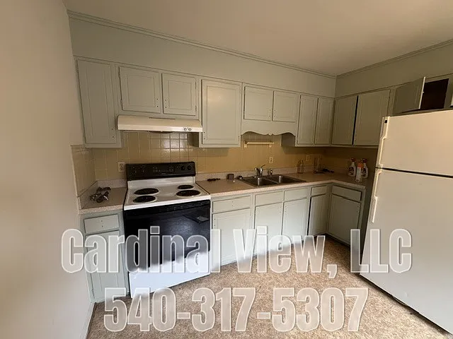 112 E Chandler St #104 — Photo 7