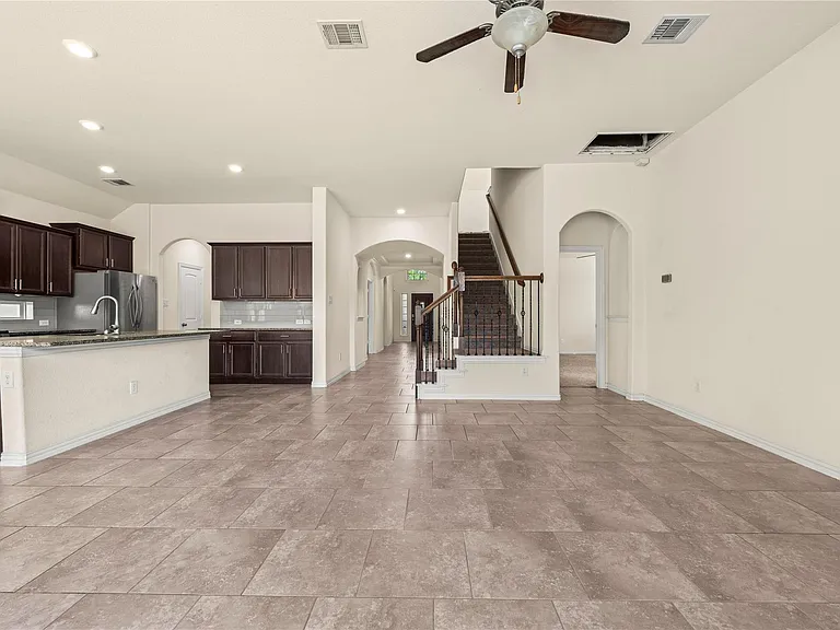3665 Bainbridge St — Photo 13