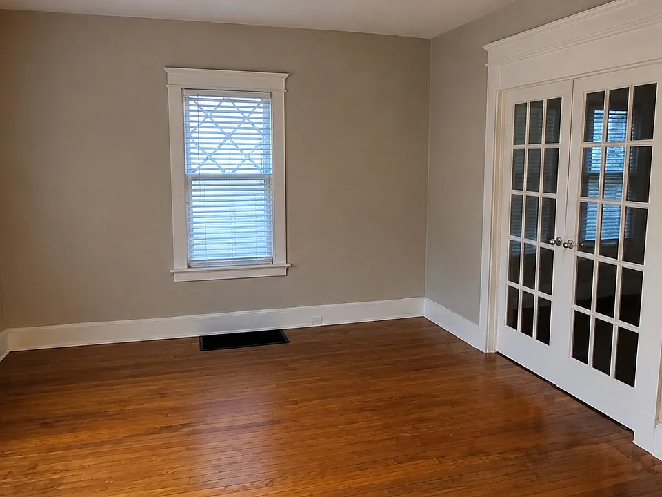 27 Smith St #1