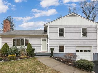 87 Barnwell Dr, White Plains, NY 10607