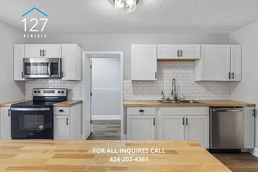 3232 Cary St — Photo 4