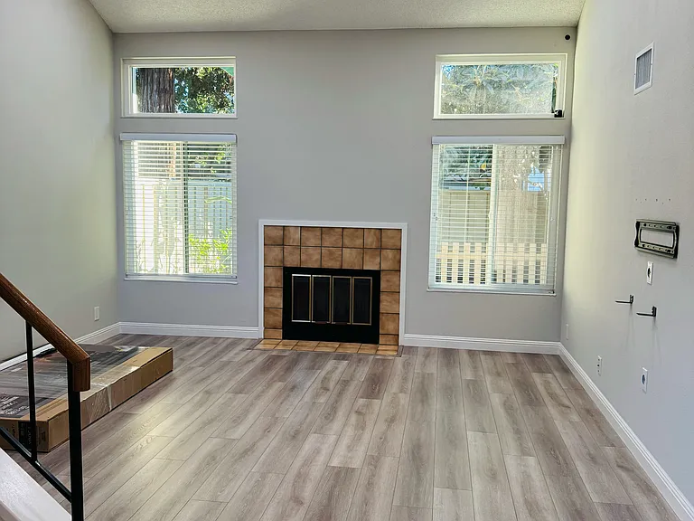 4831 Touchstone Ter — Photo 2