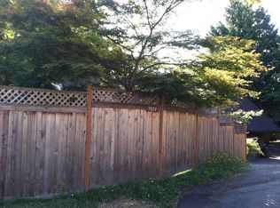 9814 15th Ave NE, Seattle, WA 98115