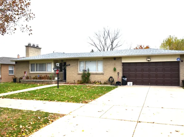 5239 N Virginia Ave, Chicago, IL 60625