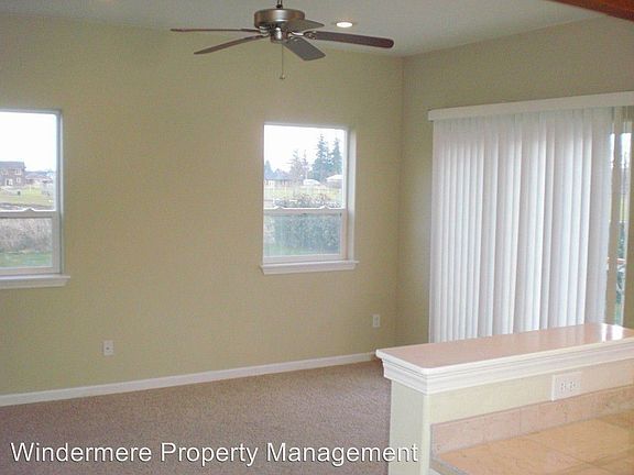 4th image of 105 Thendara Park Dr