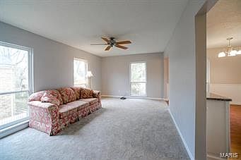 2nd image of 416 Colony Woods