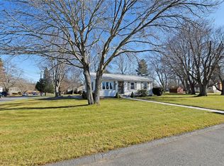 9 Cedar Ln, Seekonk, MA 02771