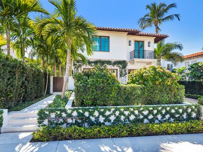 218 Everglade Avenue, Palm Beach, FL, 33480