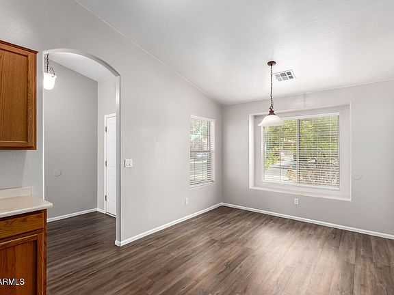 5th image of 16578 W SAGUARO Lane