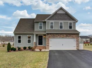 1041 Earls Rd, Goochland, VA 23063