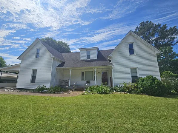 2060 Wildersville Rd, Wildersville, TN 38388