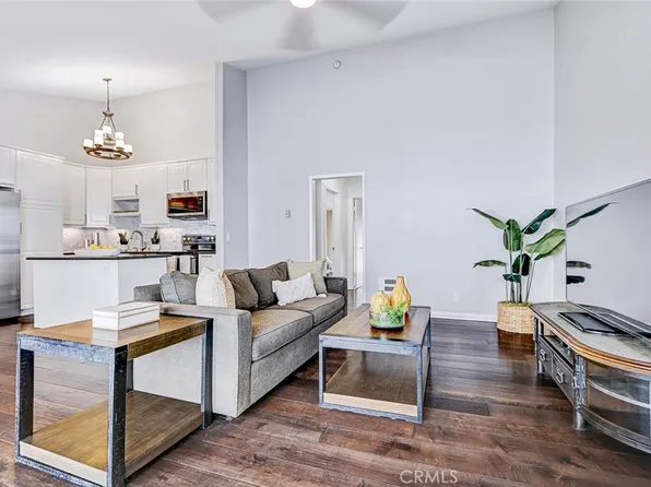 826 Camino Real Unit 202, Redondo Beach, CA 90277