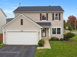 3106 Shenandoah Dr, Carpentersville, IL 60110