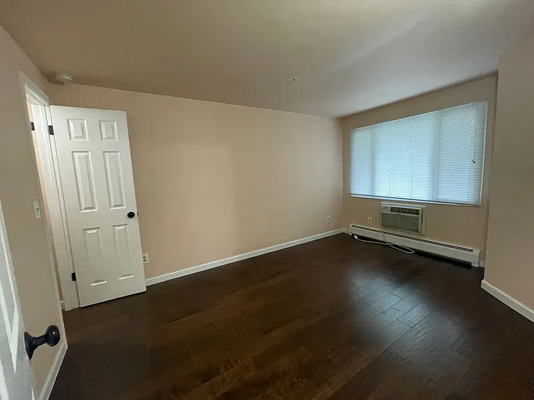 2201 Pearl St #217 — Photo 11
