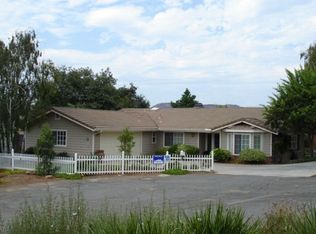 195 Via Floresta, Fallbrook, CA 92028