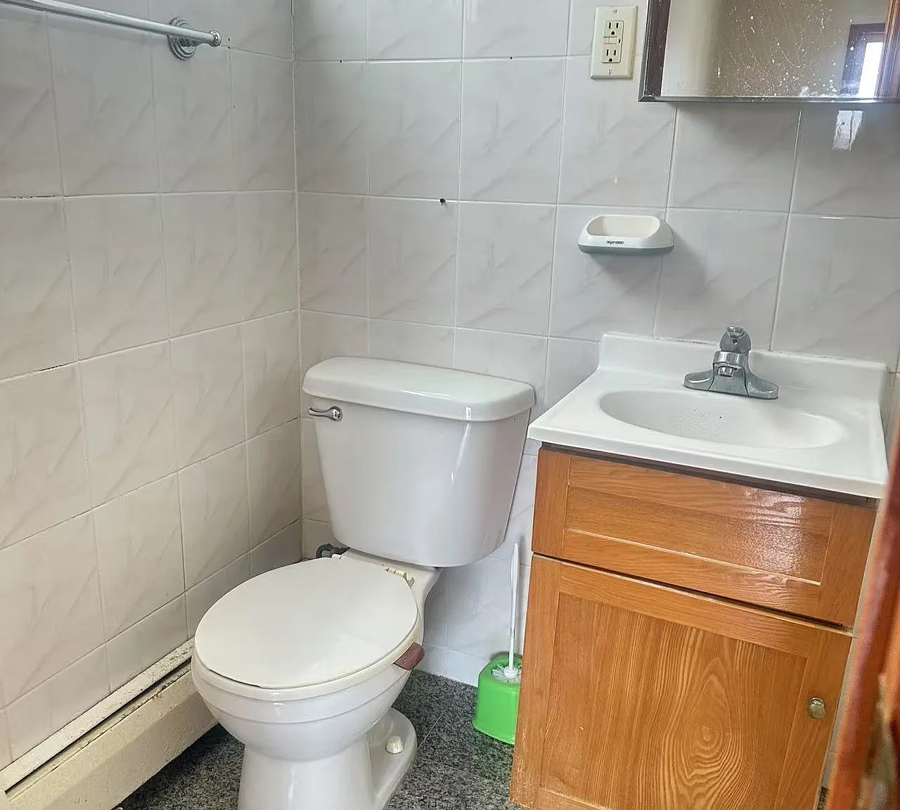 3 bed, 1150 sqft, $2,800 — Photo 1