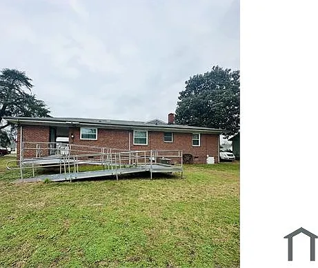 4 bed, 1170 sqft, $1,610 — Photo 2
