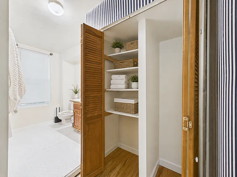 2429 Olive St — Photo 16
