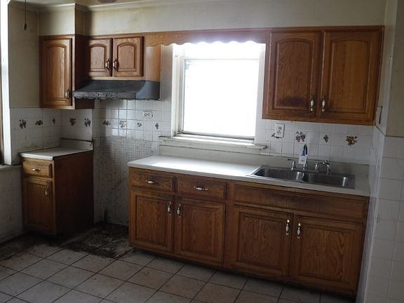 5th image of 6625 S Woodlawn Ave