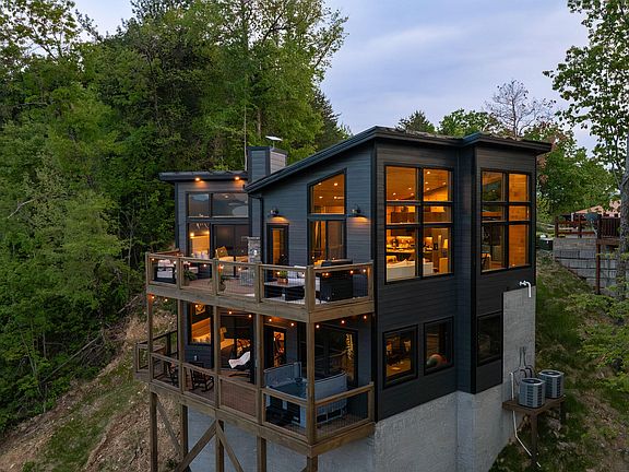 2nd image of 3201 Grouse Ridge Ln