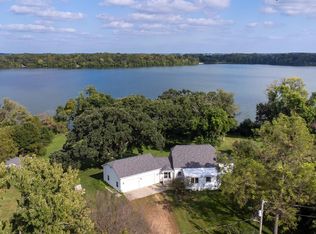 11742 Sunset Cir, Hutchinson, MN 55350