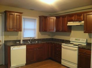 6 Meadow St APT 6, Clinton, NY 13323