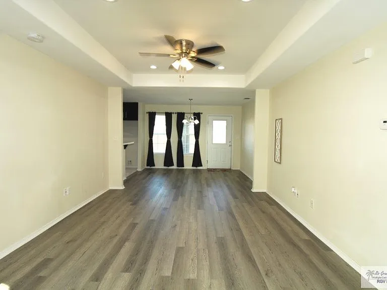 23329 Grapefruit Ave — Photo 3