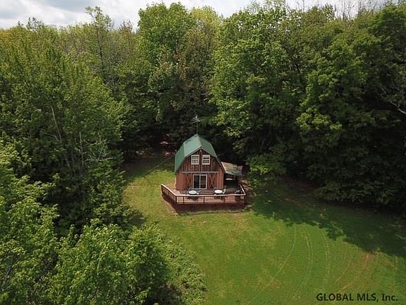 2nd image of 142 James Joyce Ln