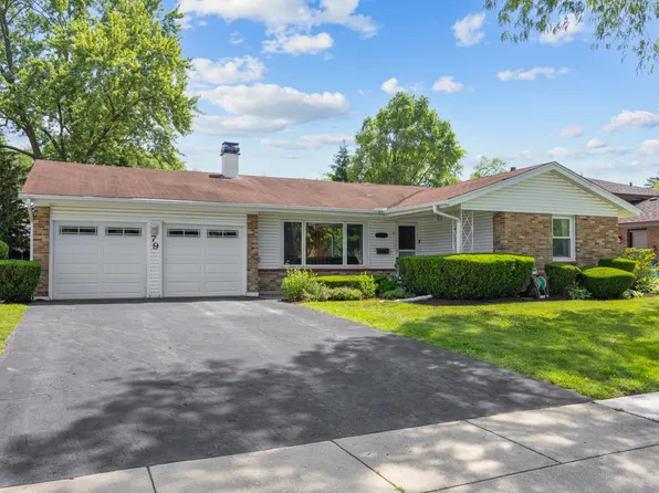 79 Eden Rd, Elk Grove Village, IL 60007