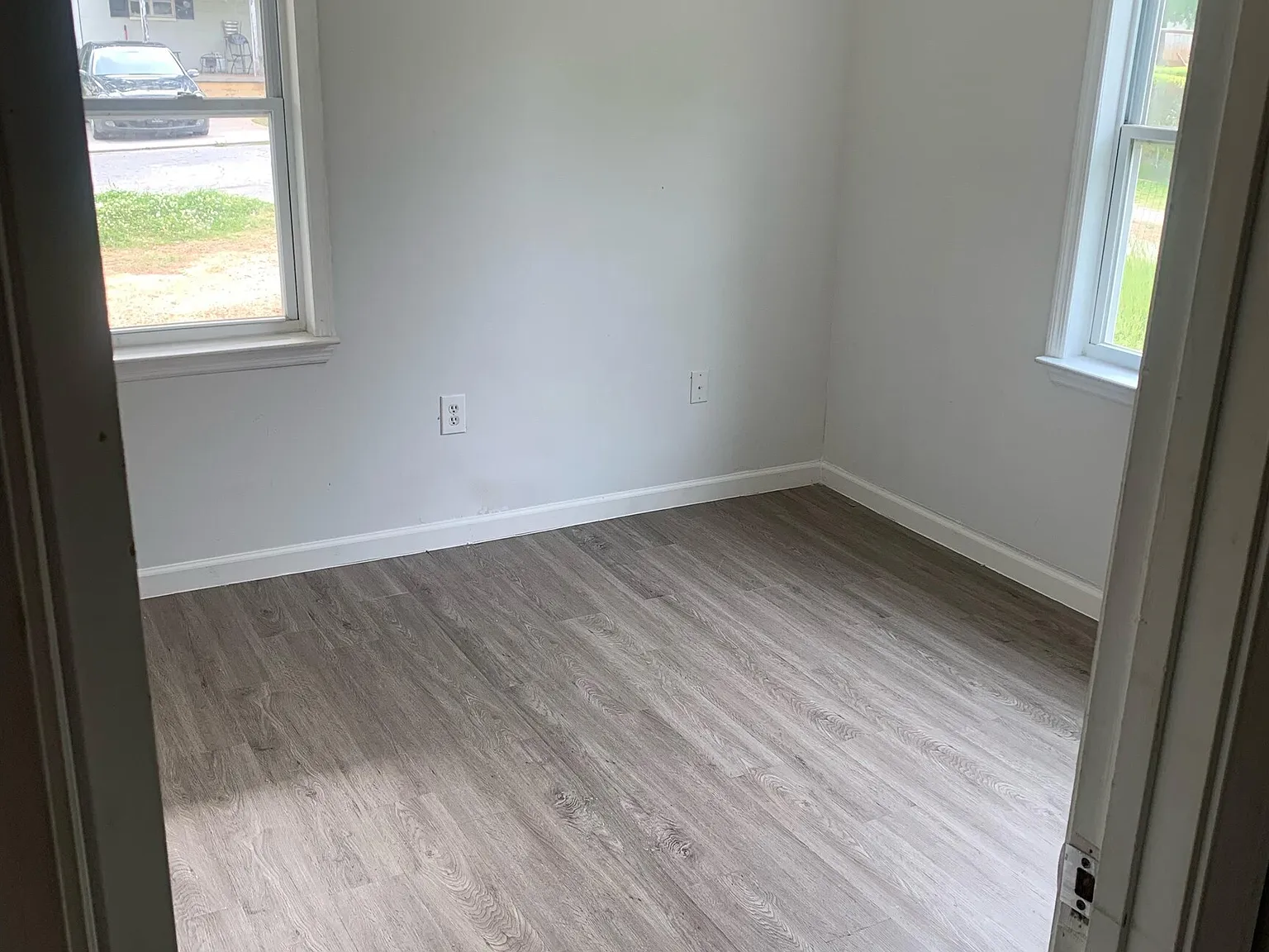 3 bed, 2.0 bath, $1,050 — Photo 4