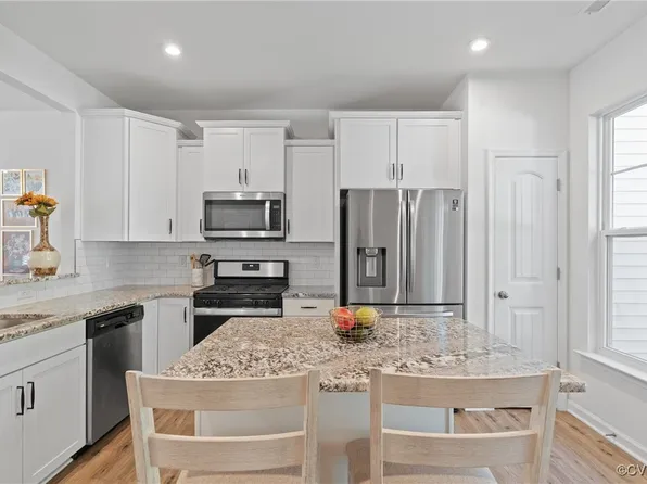 8349 Scott Pl, Richmond, VA 23227